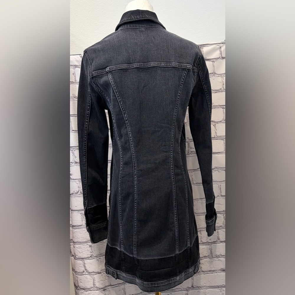 7 For All Mankind Women's Black Denim Button-Front  Trucker Jacket - Picture 4 of 12